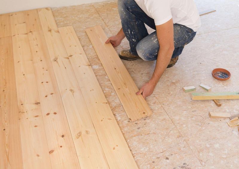 Jak skutecznie wybrać deski na ogrzewanie podłogowe? Kompletna instrukcja dla każdego inwestora